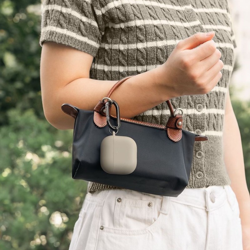 خرید کاور سیلیکونی مناسب برای کیس اپل 4ANC /AirPods 4 با بهترین کیفیت